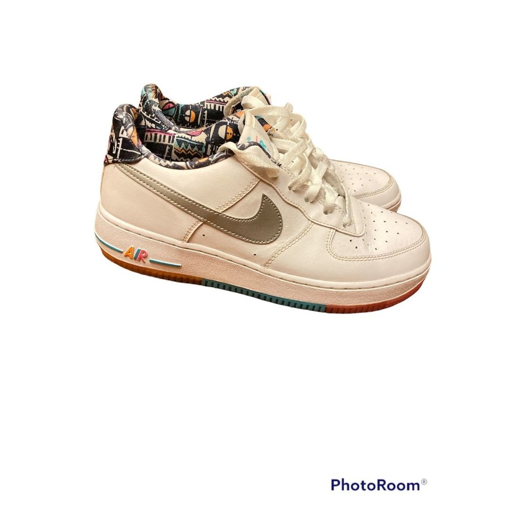 Nike Air Force 1